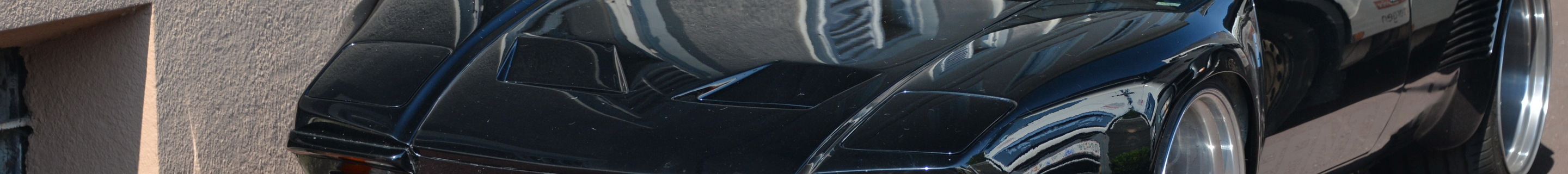 De Tomaso Pantera GT5S