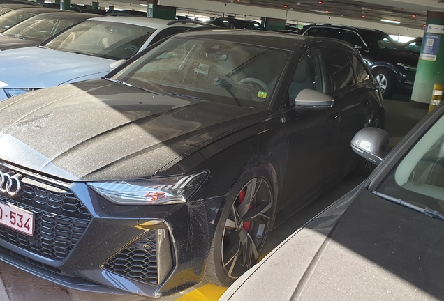 Audi RS6 Avant C8