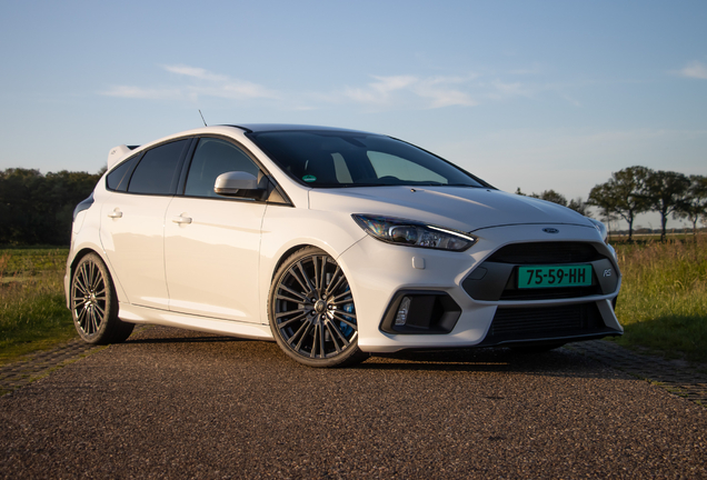 Ford Focus RS 2015