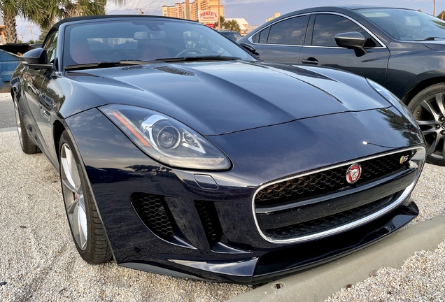 Jaguar F-TYPE S Convertible