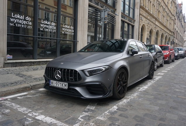 Mercedes-AMG A 45 S W177