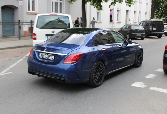 Mercedes-AMG C 63 S W205