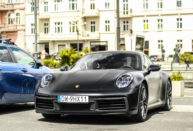 Porsche 992 Carrera 4S