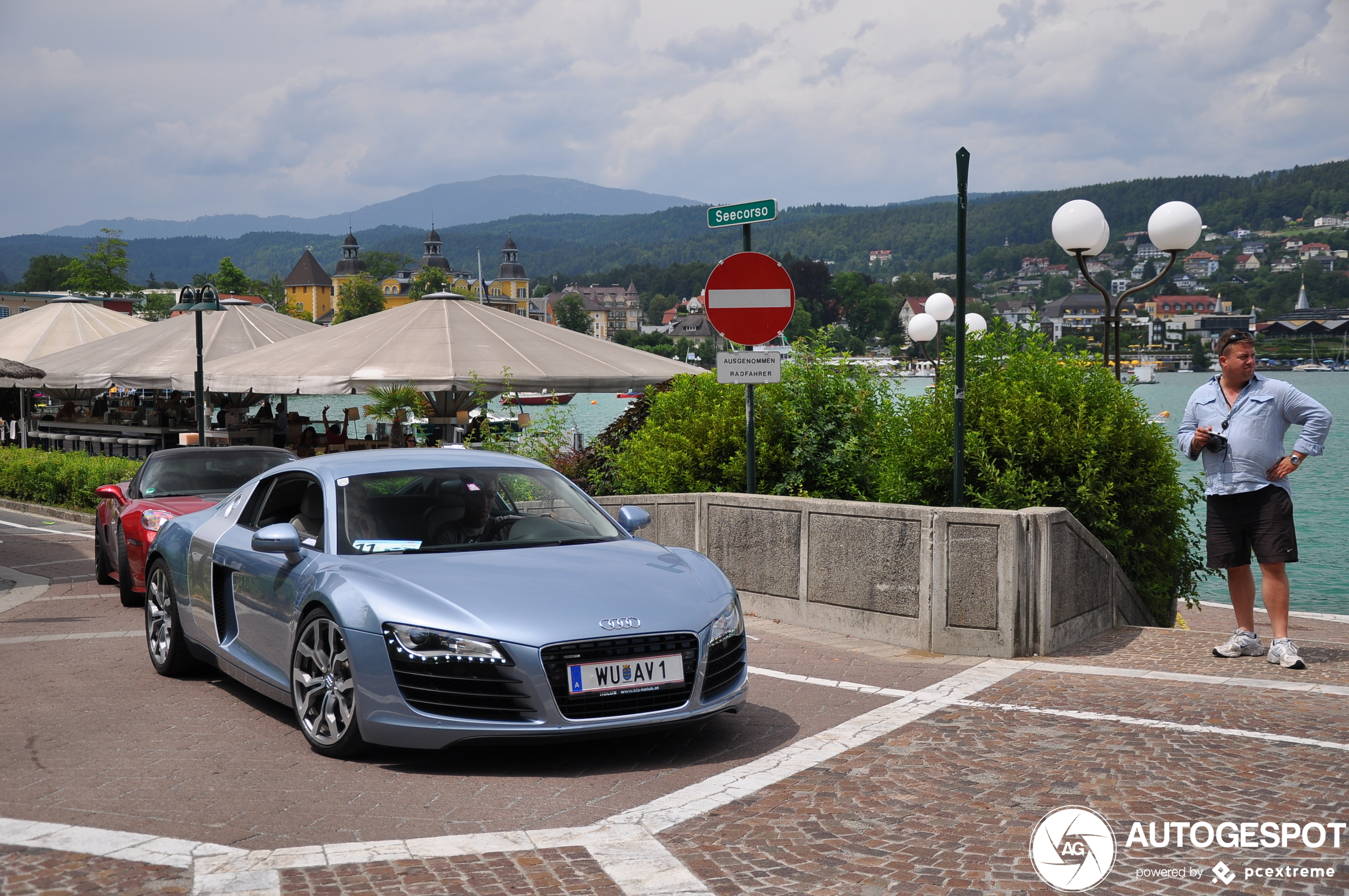 Audi R8