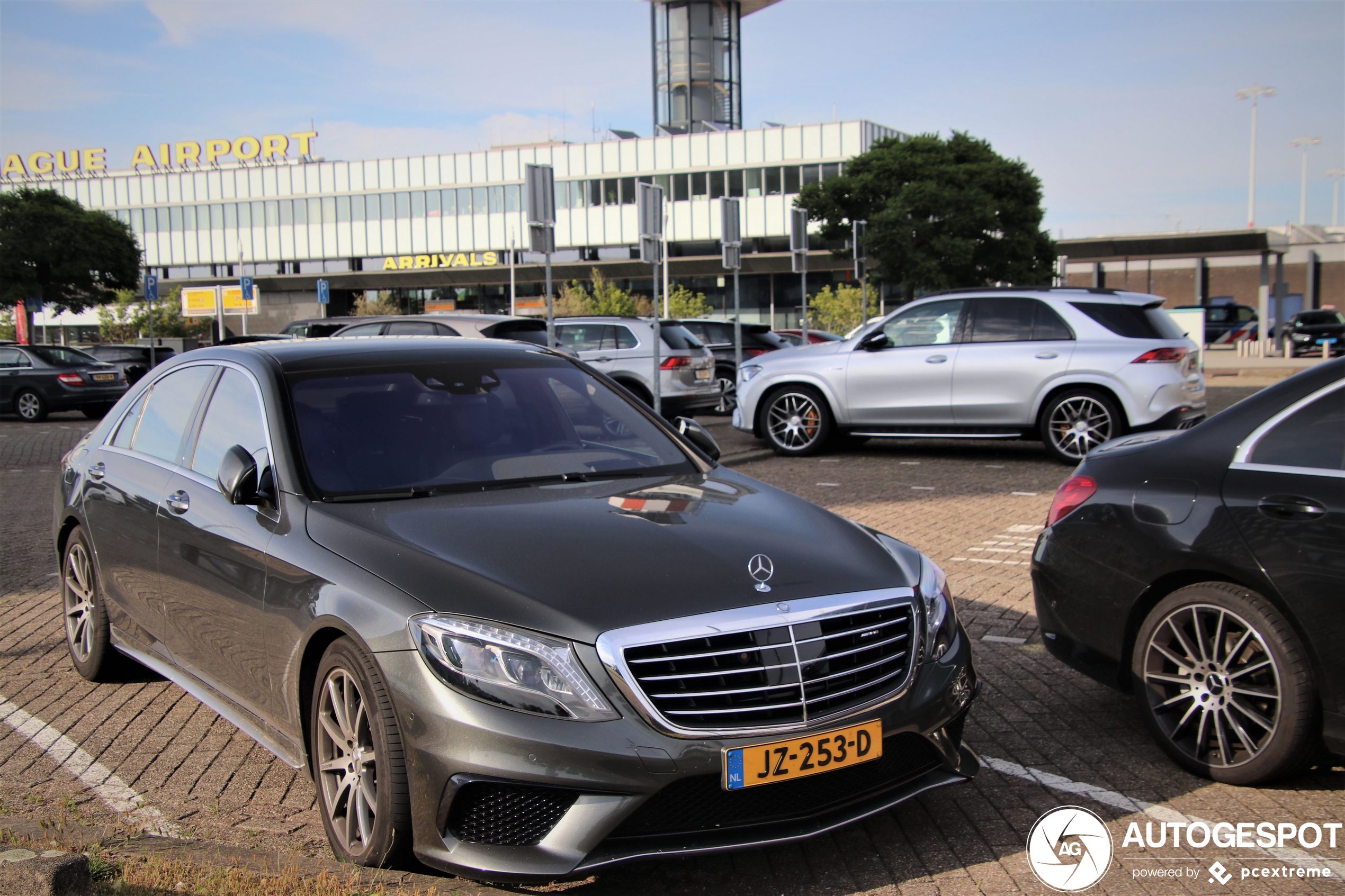 Mercedes-AMG S 63 V222