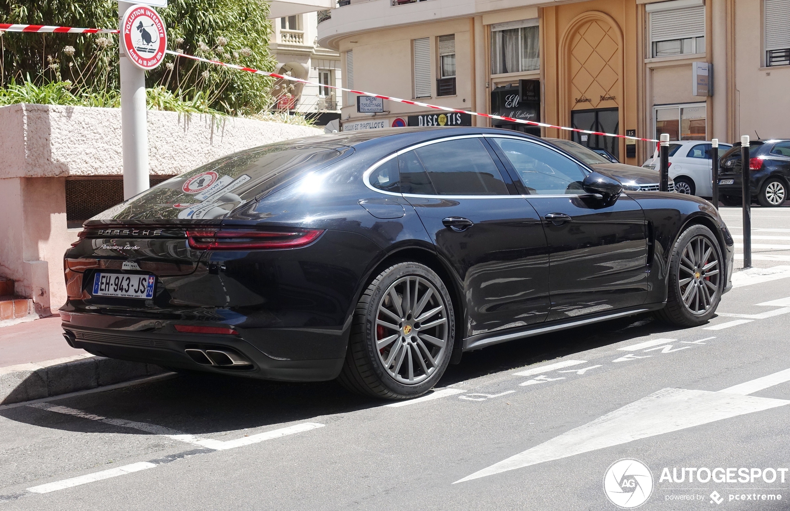 Porsche 971 Panamera Turbo