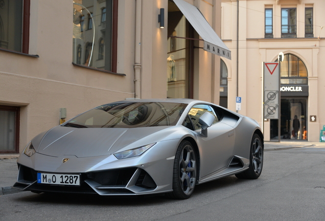 Lamborghini Huracán LP640-4 EVO