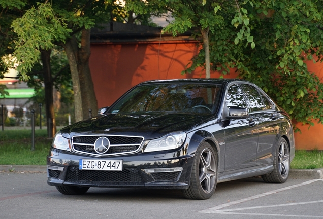 Mercedes-Benz C 63 AMG W204 2012