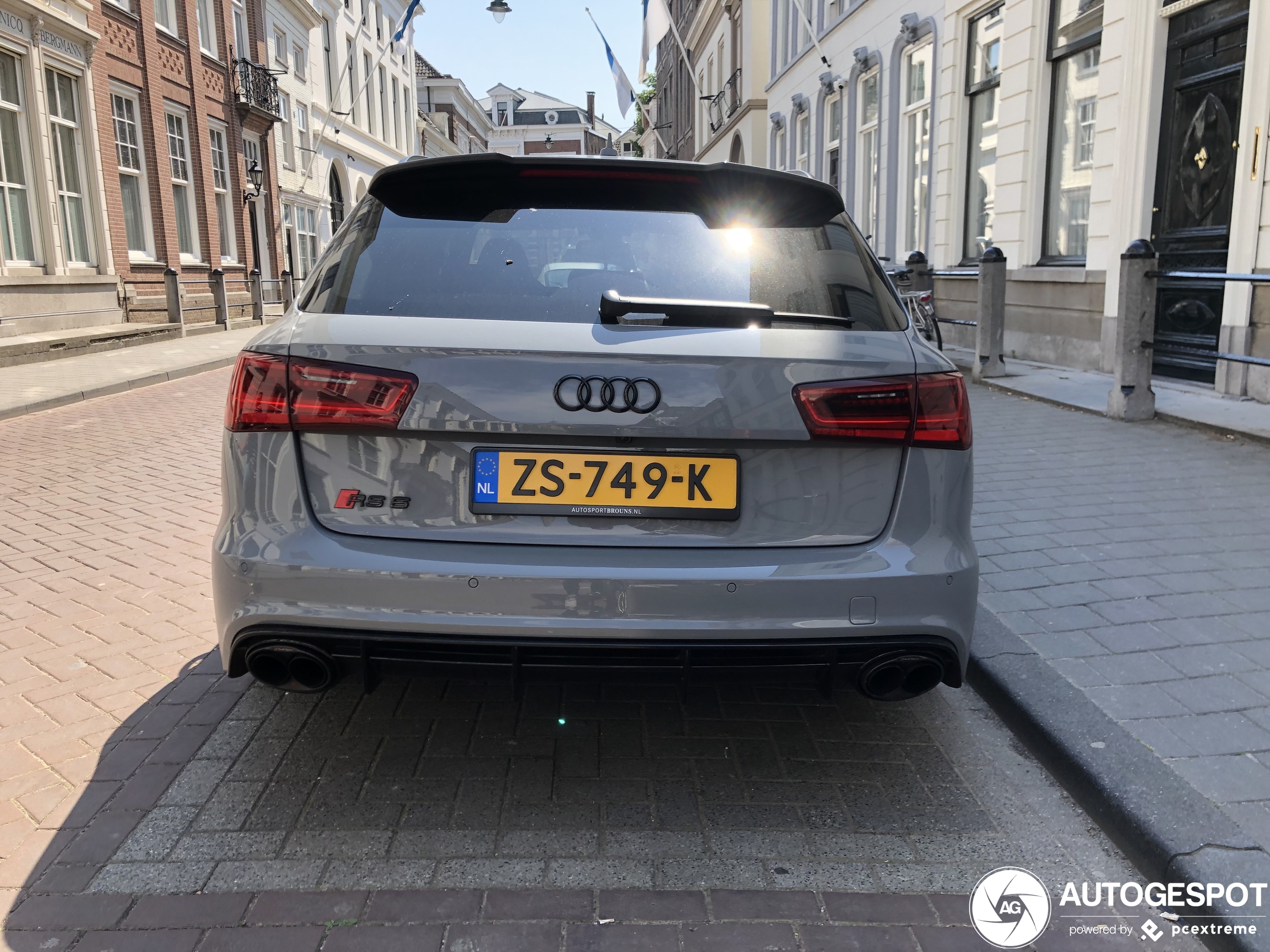 Audi RS6 Avant C7 2015