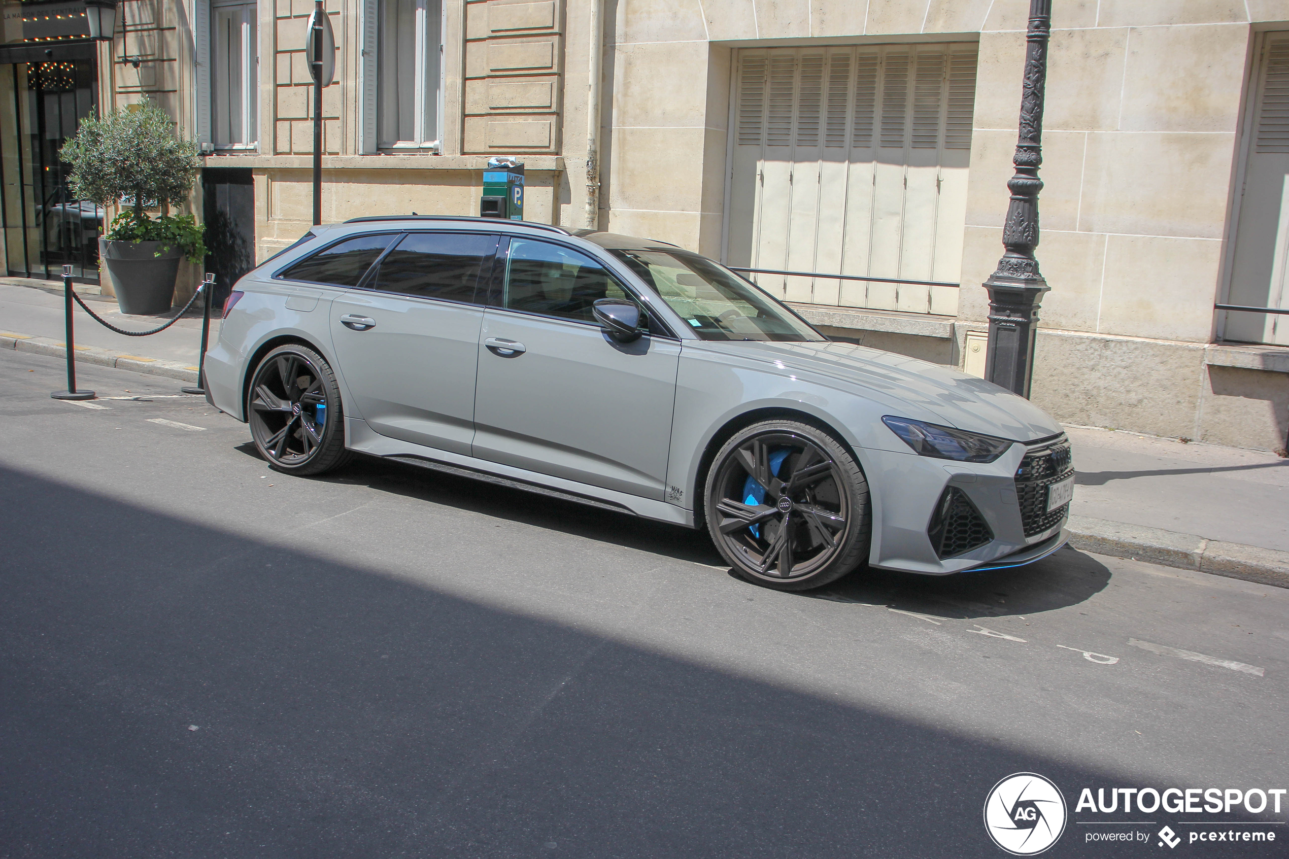 Audi RS6 Avant C8