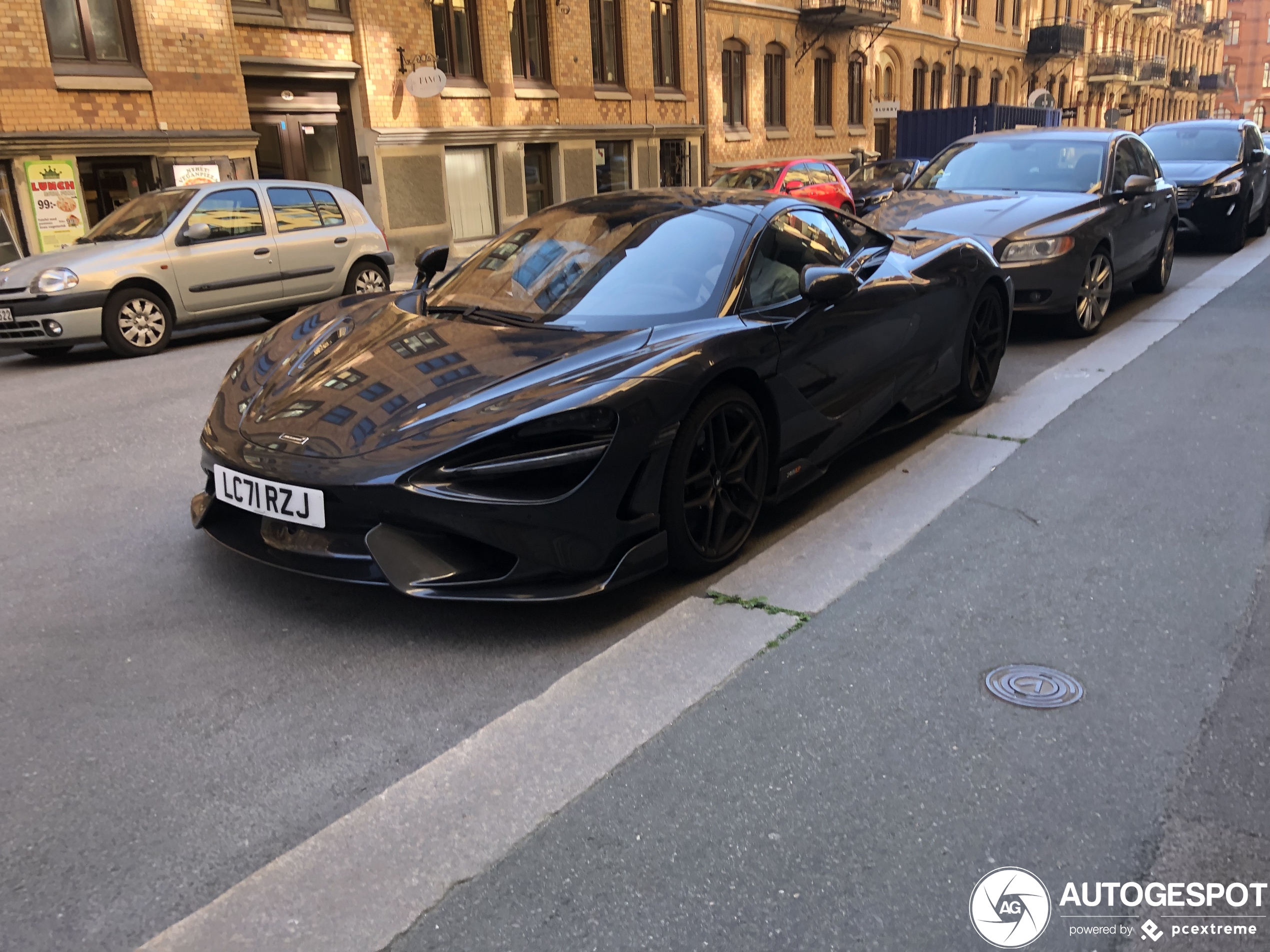 McLaren 765LT Spider