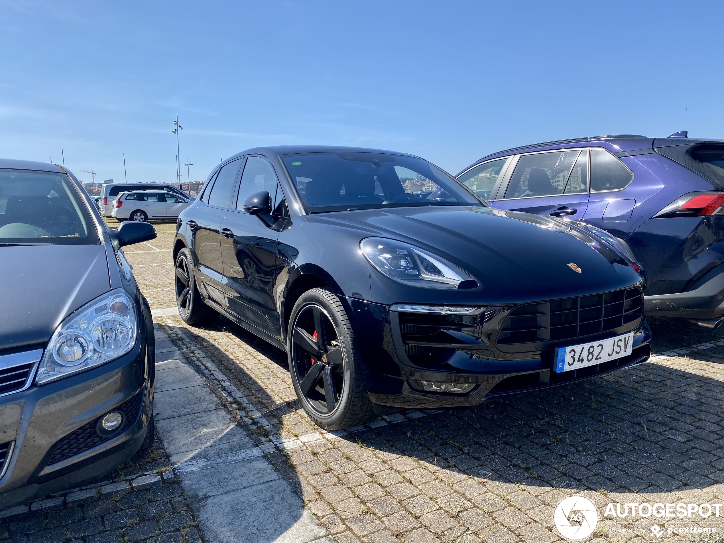 Porsche 95B Macan GTS