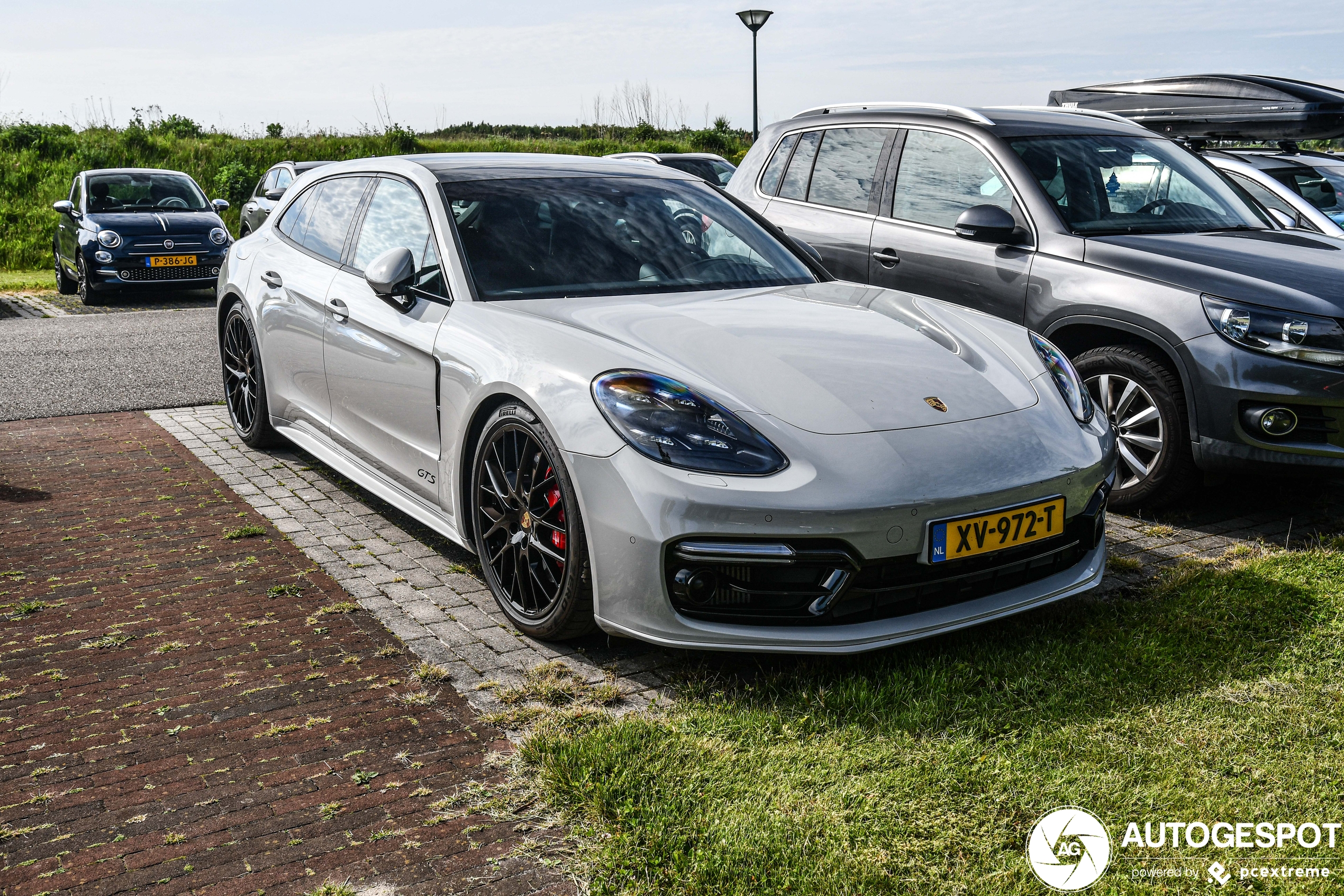 Porsche 971 Panamera GTS Sport Turismo