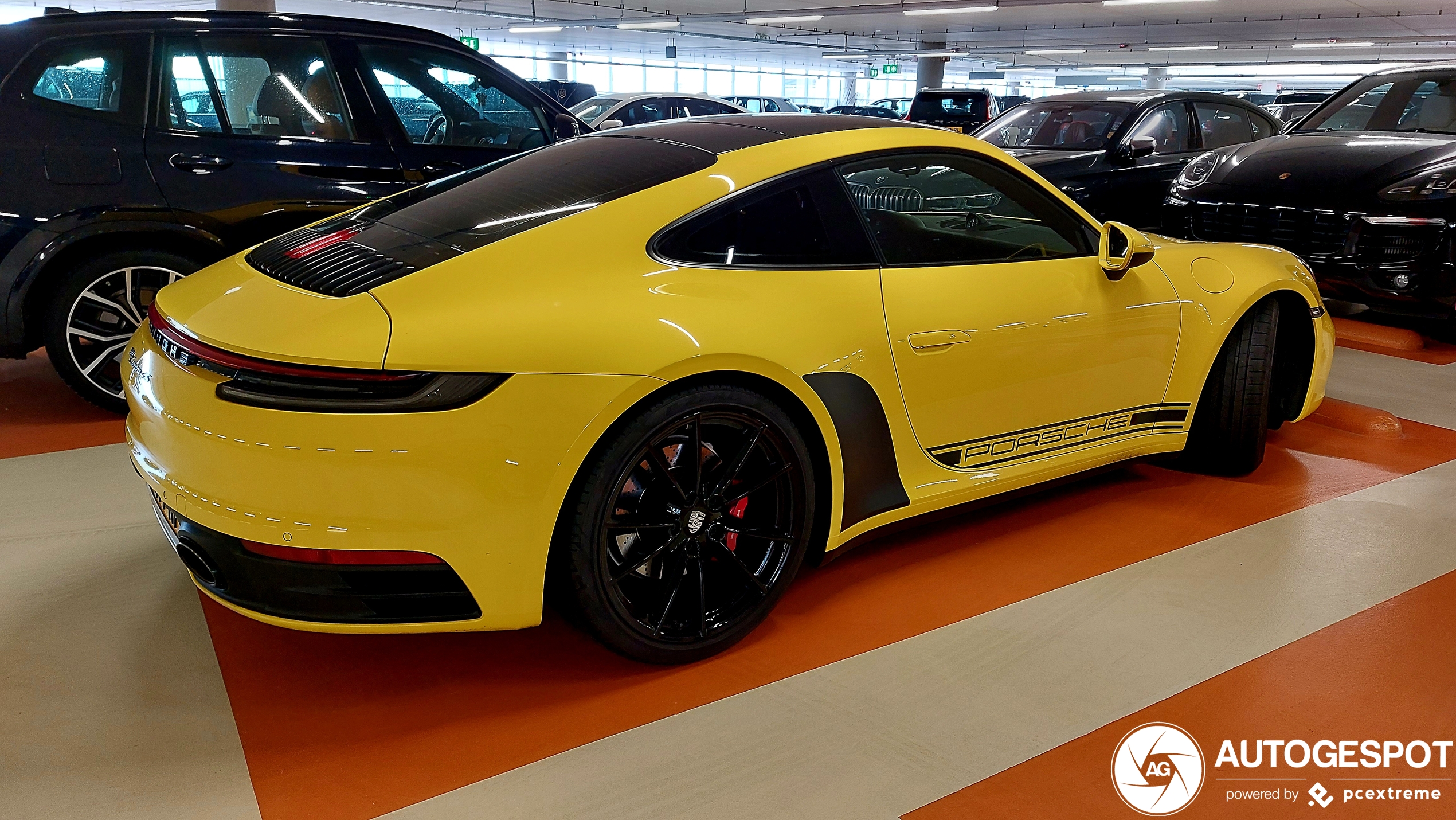 Porsche 992 Carrera S