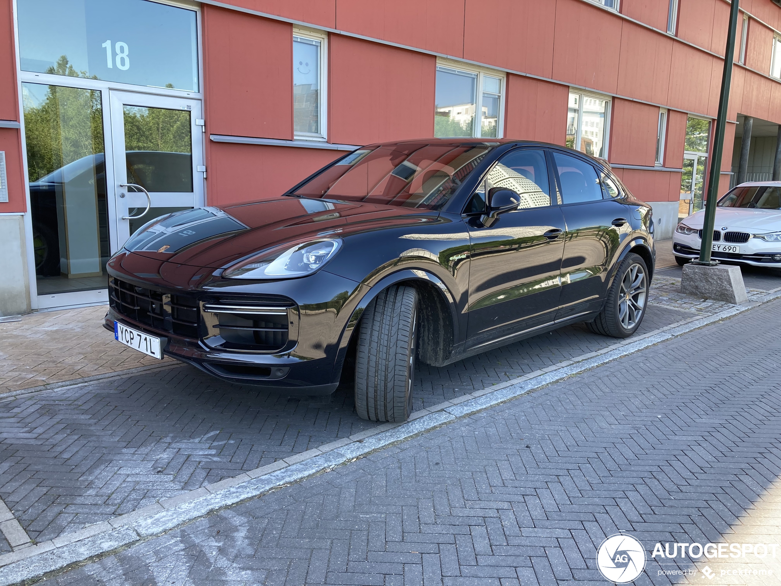 Porsche Cayenne Coupé Turbo S E-Hybrid