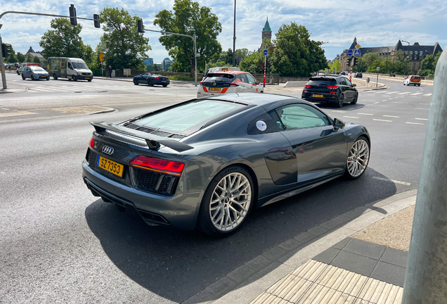 Audi R8 V10 Plus 2015