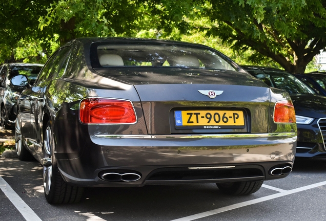 Bentley Flying Spur V8