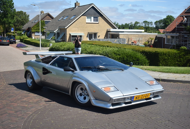 Lamborghini Countach LP400 S