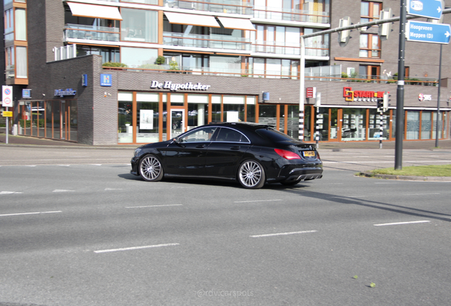 Mercedes-AMG CLA 45 C117