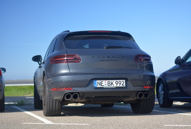 Porsche 95B Macan Turbo