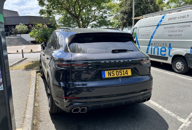 Porsche Cayenne Turbo S E-Hybrid