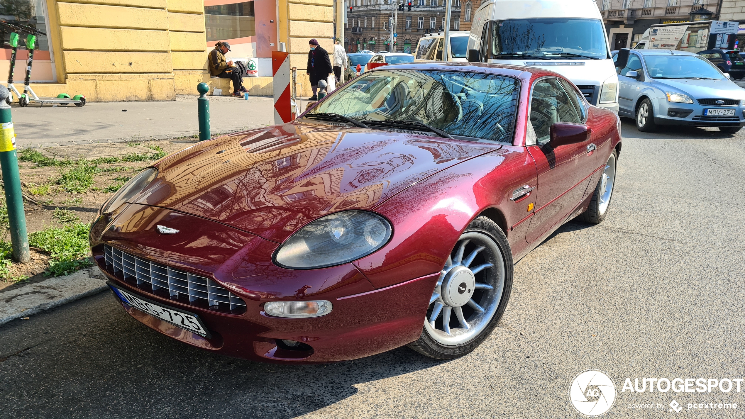 Aston Martin DB7