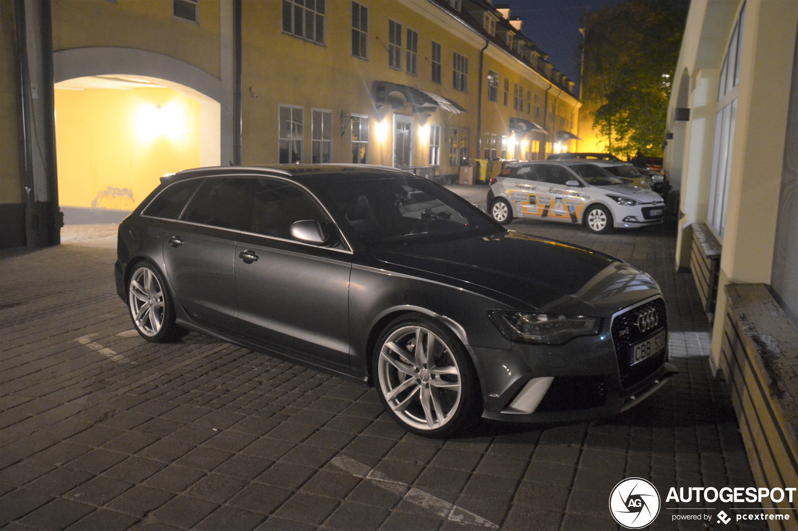 Audi RS6 Avant C7