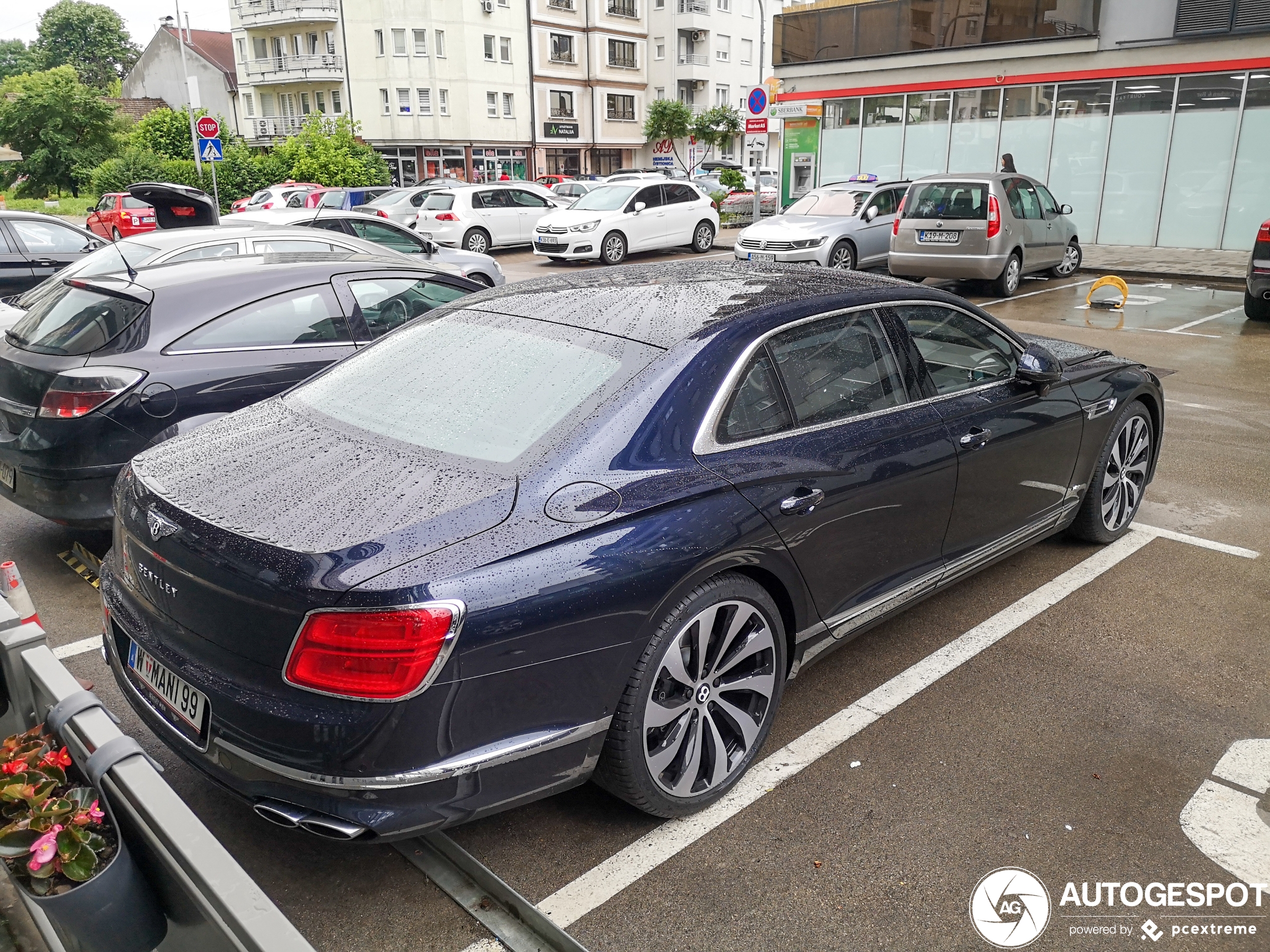 Bentley Flying Spur V8 2021