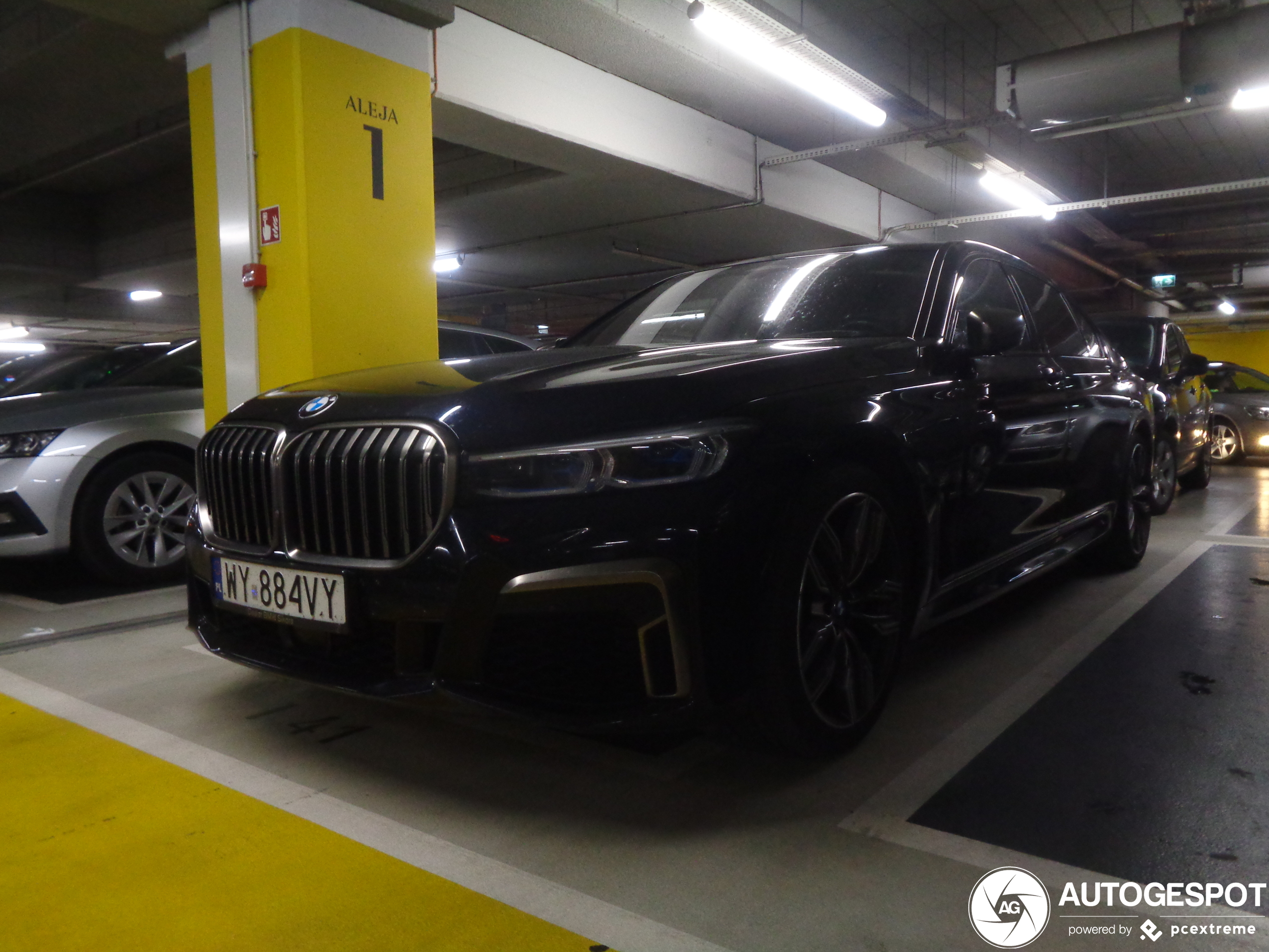 BMW M760Li xDrive 2019