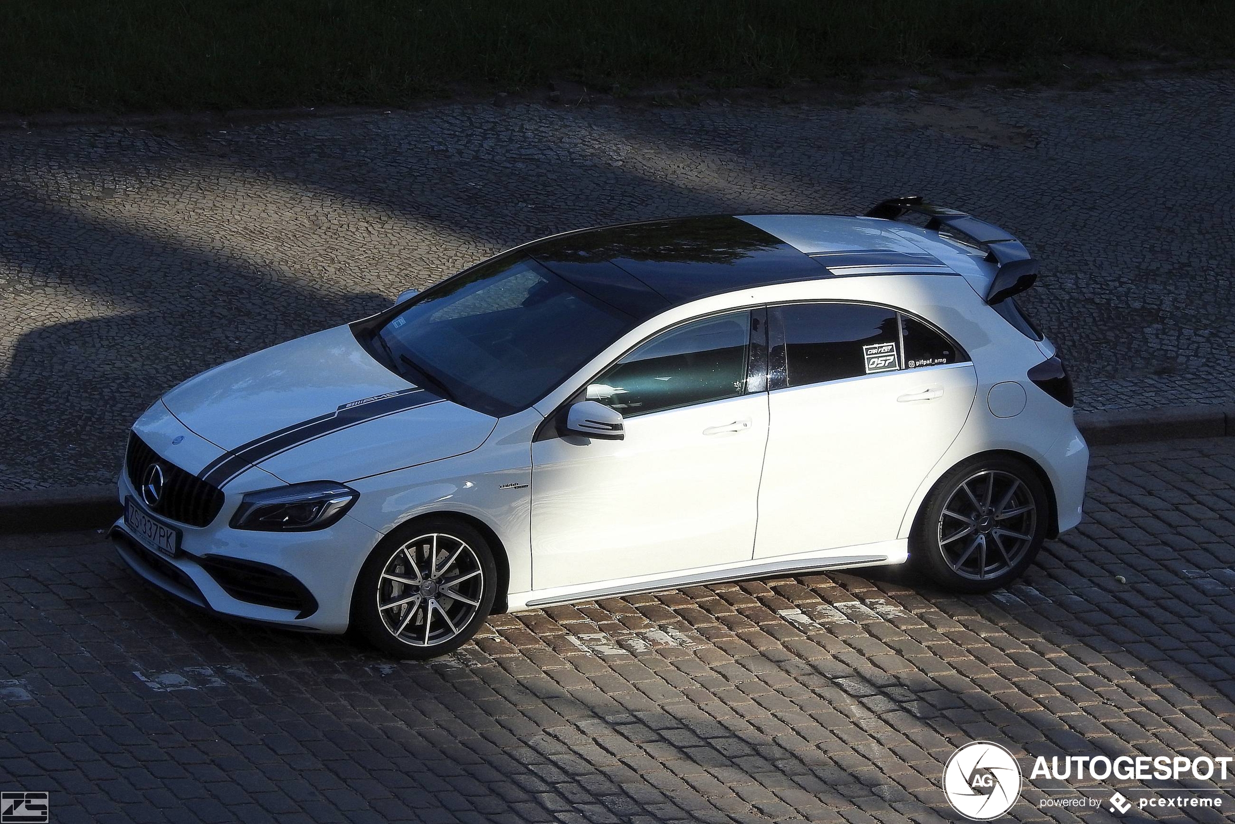 Mercedes-AMG A 45 W176 2015