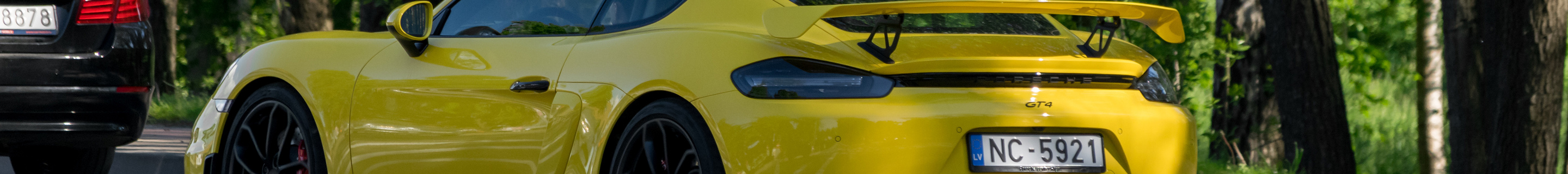 Porsche 718 Cayman GT4