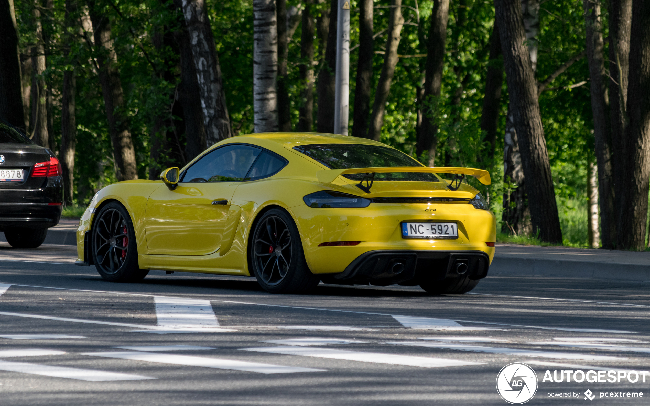 Porsche 718 Cayman GT4