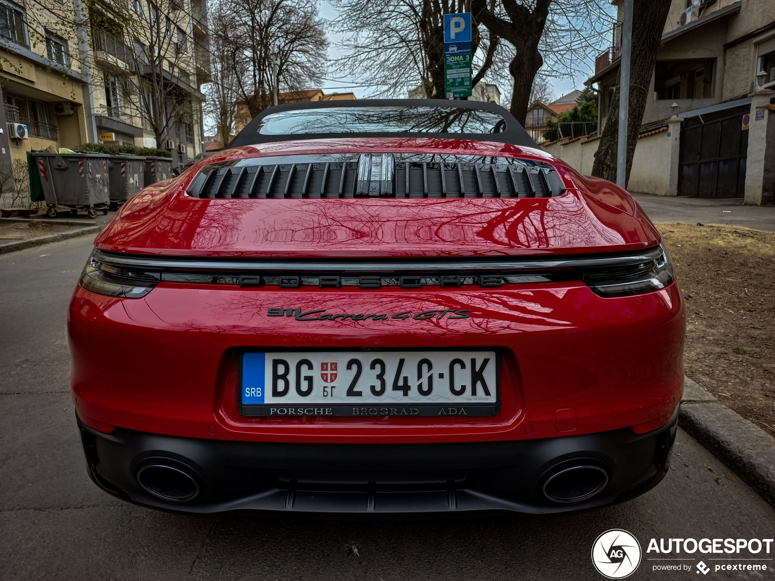 Porsche 992 Carrera 4 GTS Cabriolet