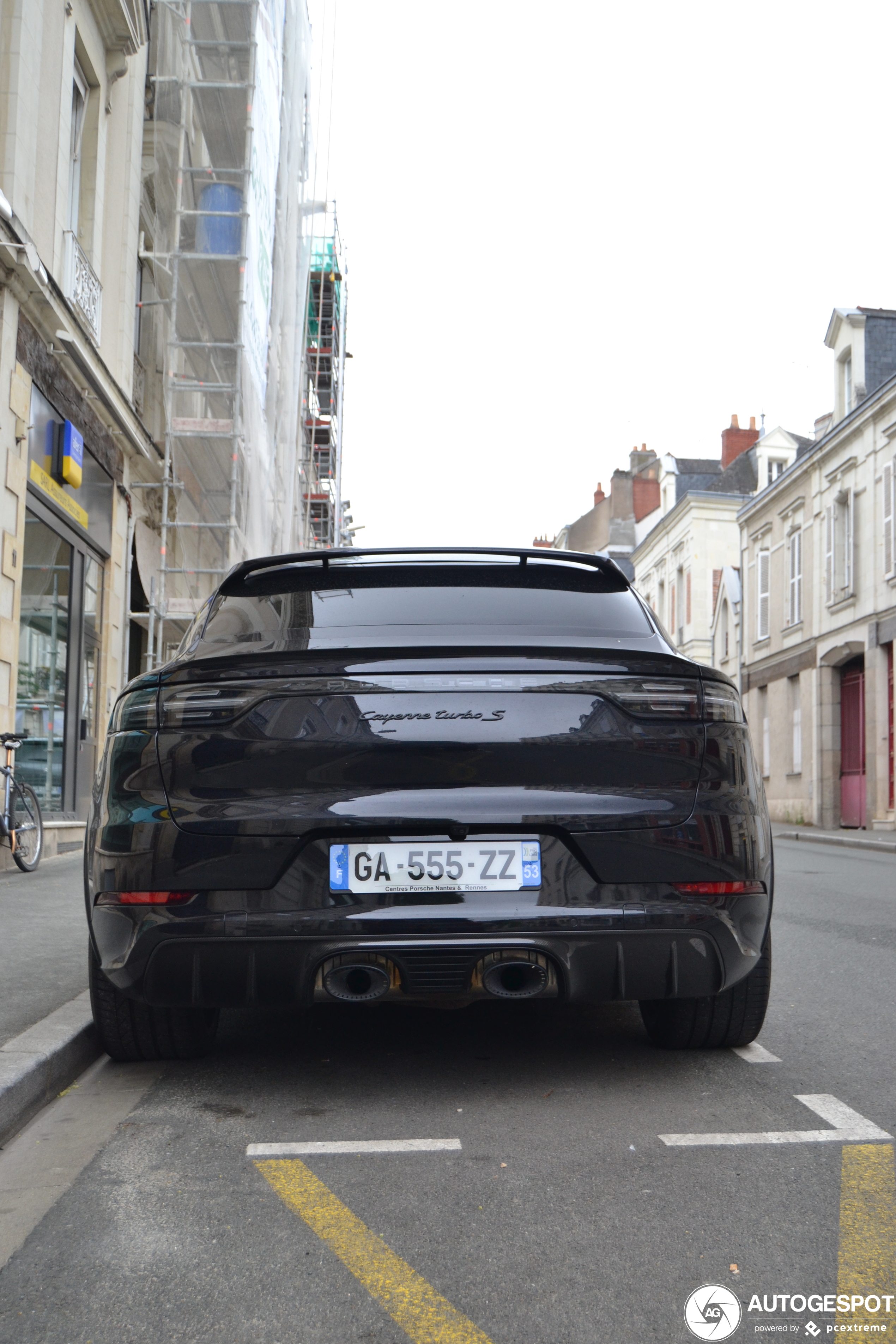 Porsche Cayenne Coupé Turbo S E-Hybrid