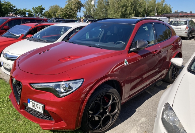 Alfa Romeo Stelvio Quadrifoglio 2020