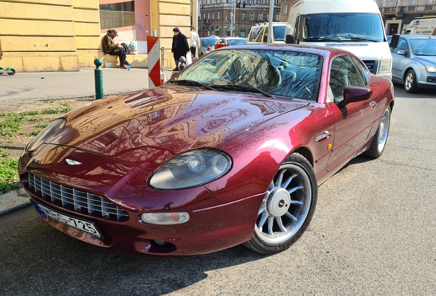 Aston Martin DB7