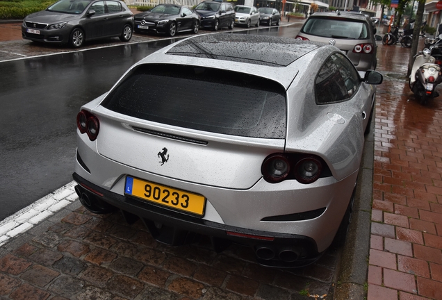 Ferrari GTC4Lusso T