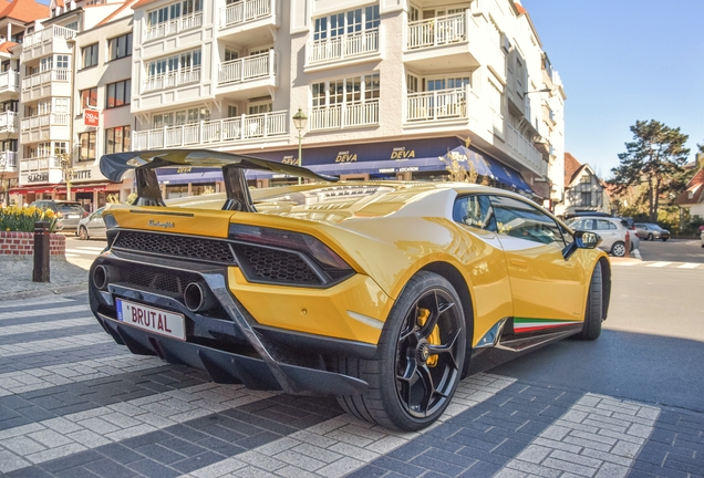 Lamborghini Huracán LP640-4 Performante