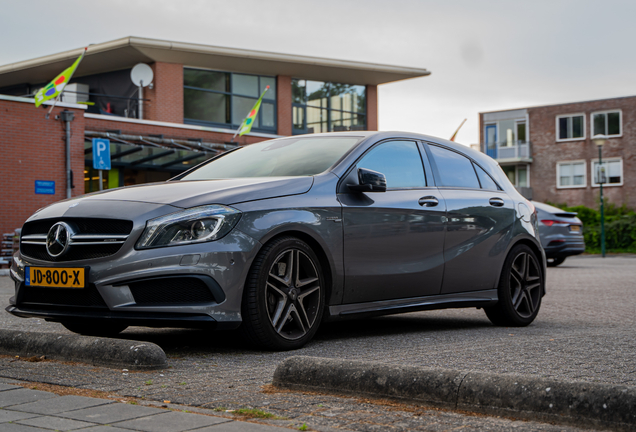 Mercedes-Benz A 45 AMG