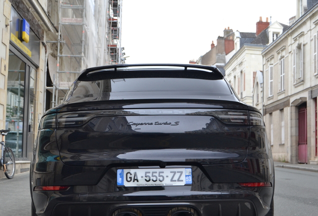 Porsche Cayenne Coupé Turbo S E-Hybrid