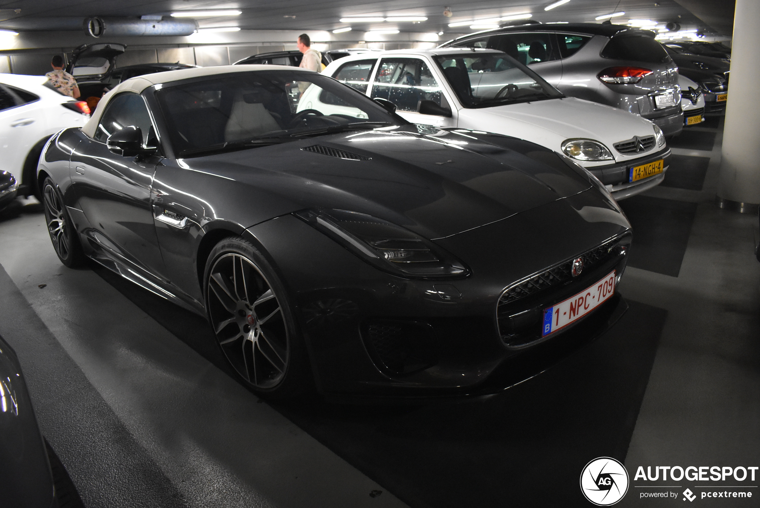 Jaguar F-TYPE P380 Convertible