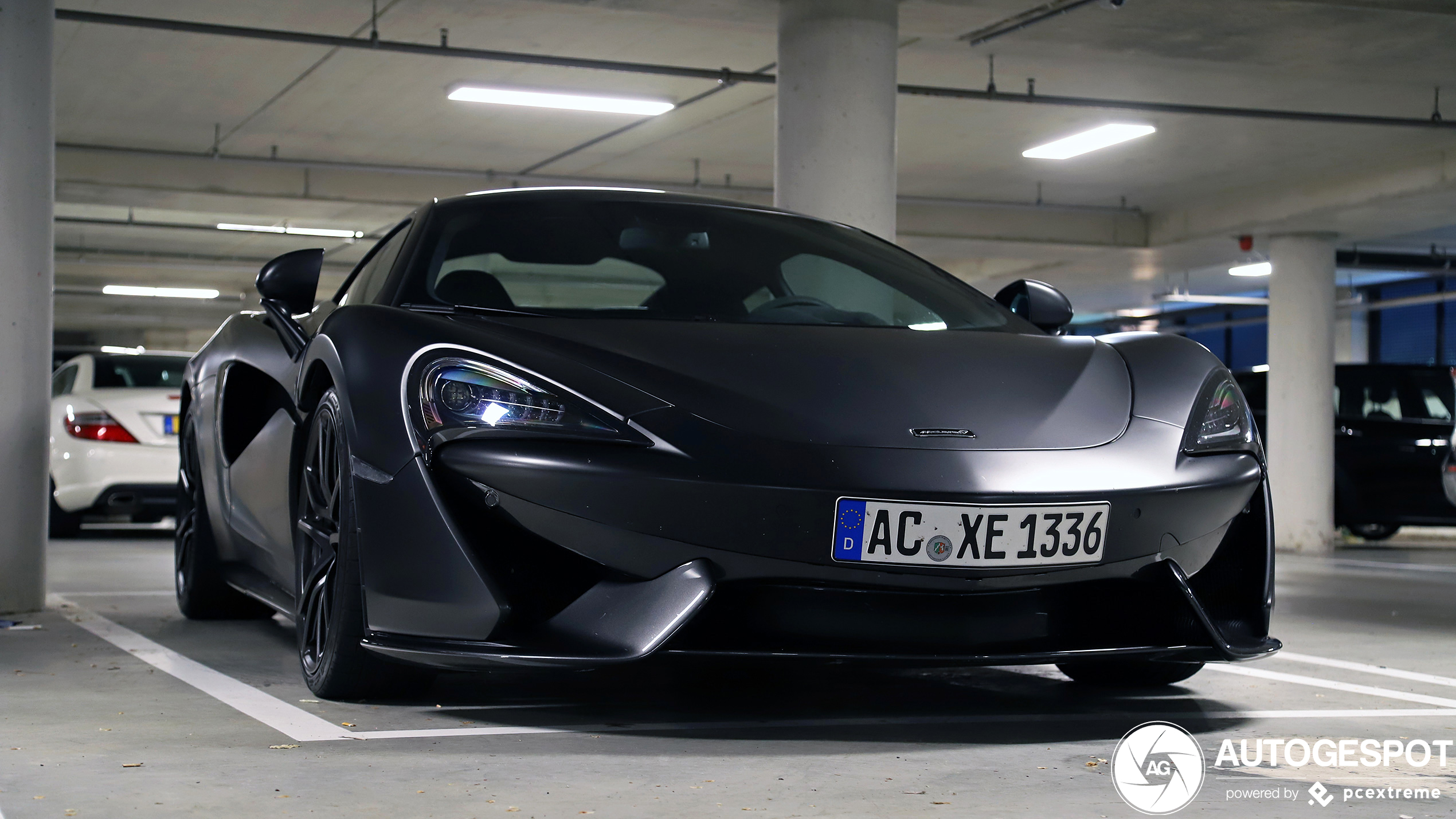 McLaren 570S