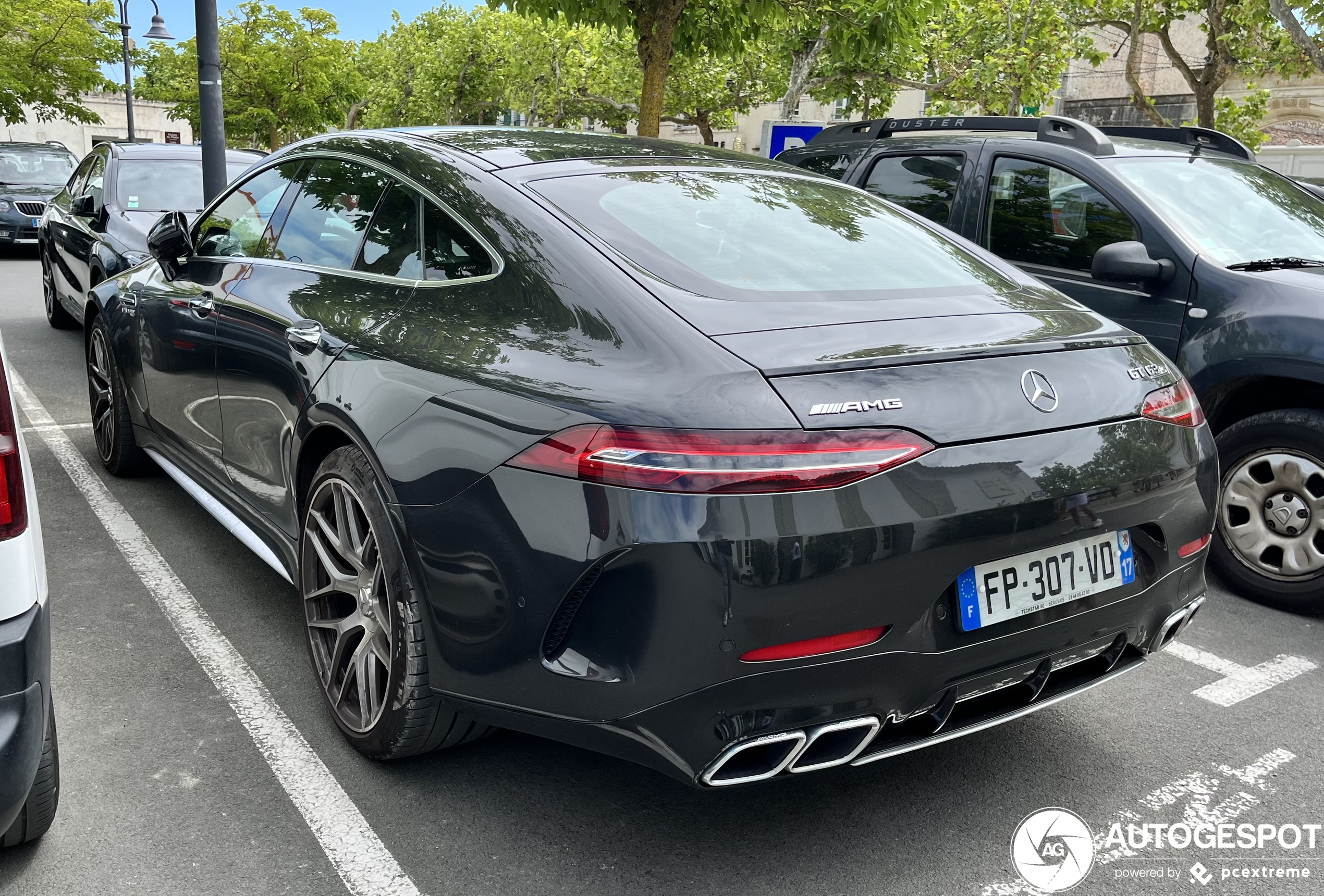 Mercedes-AMG GT 63 S X290