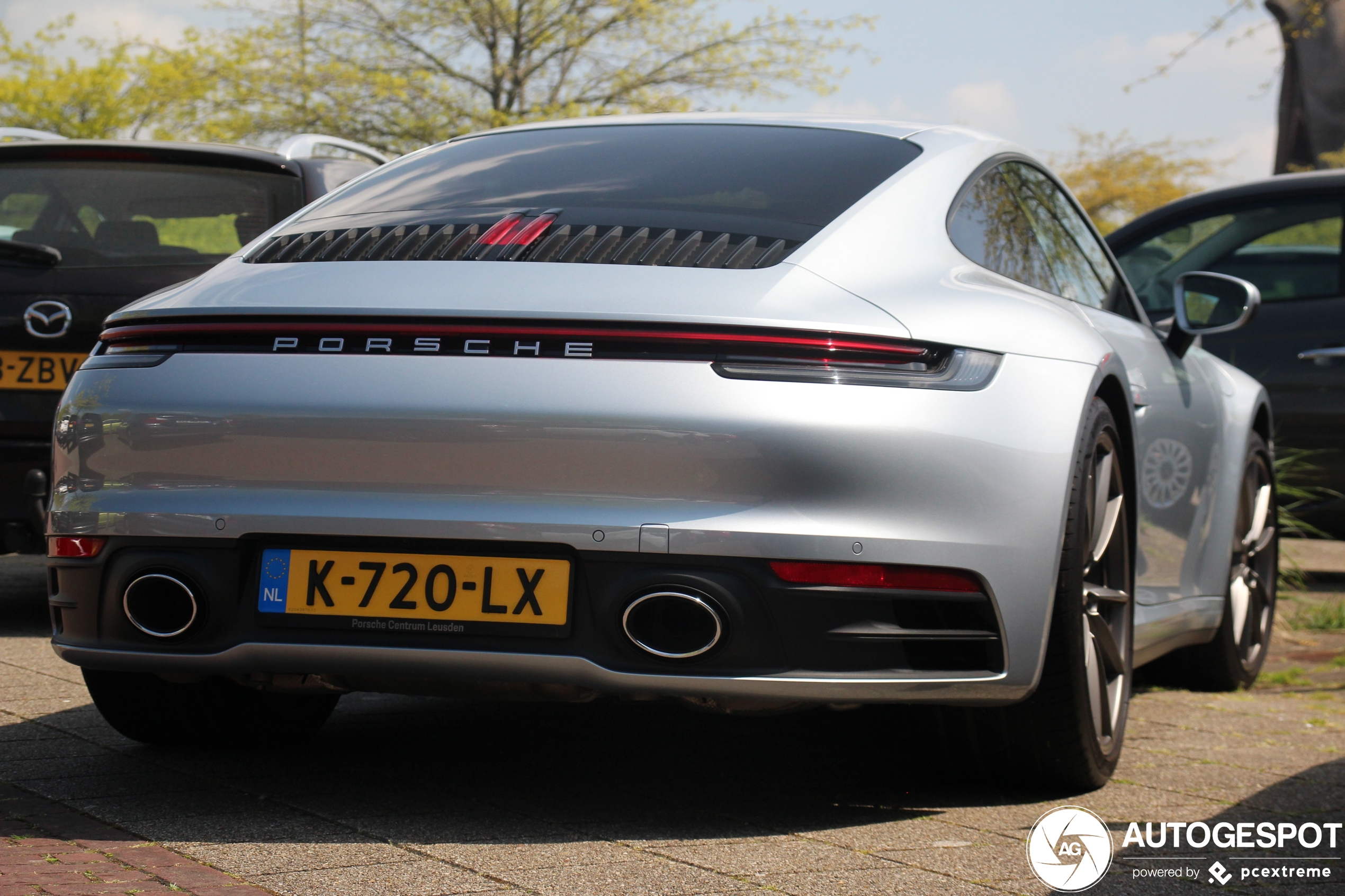 Porsche 992 Carrera 4S