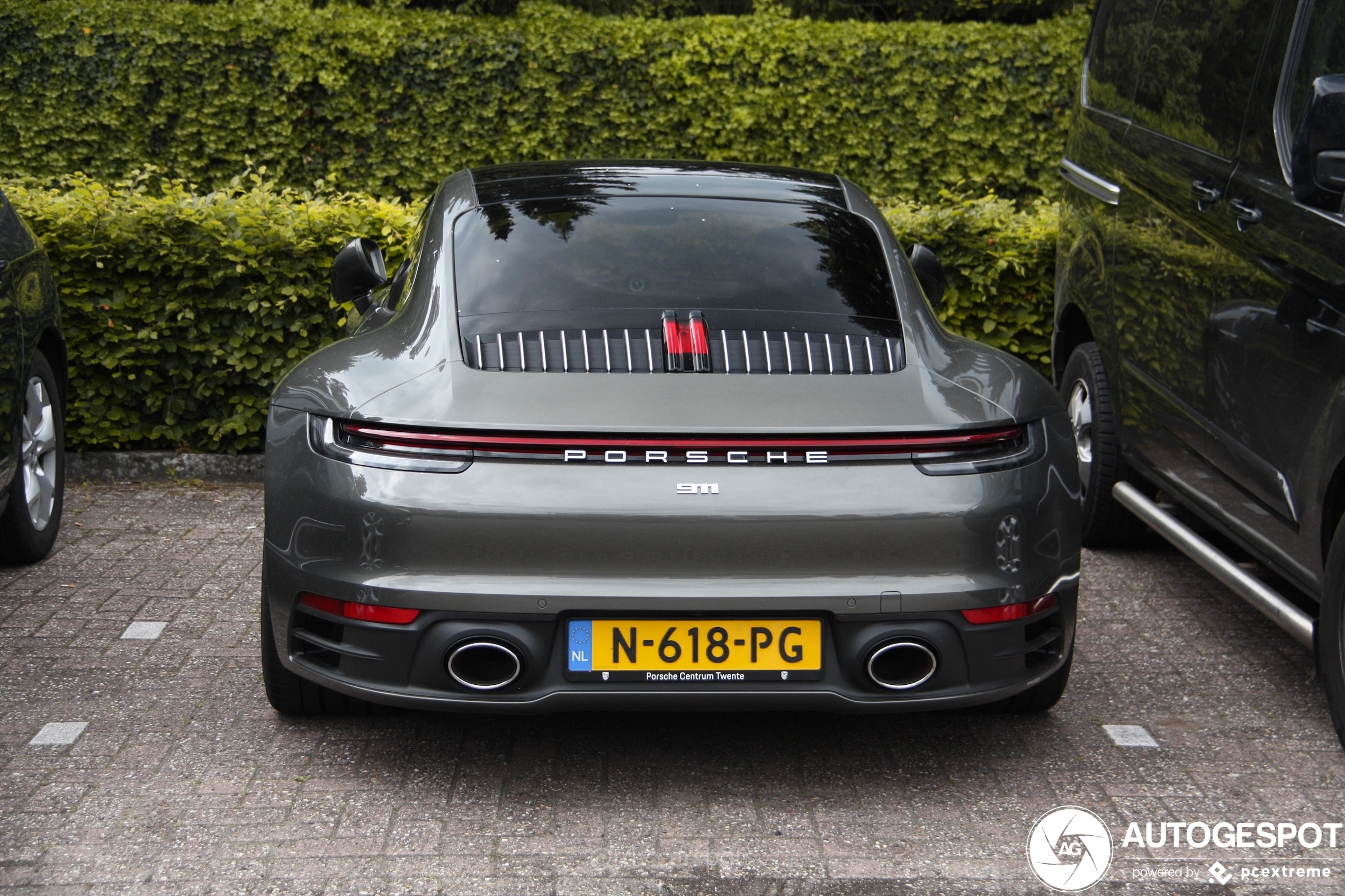 Porsche 992 Carrera 4S