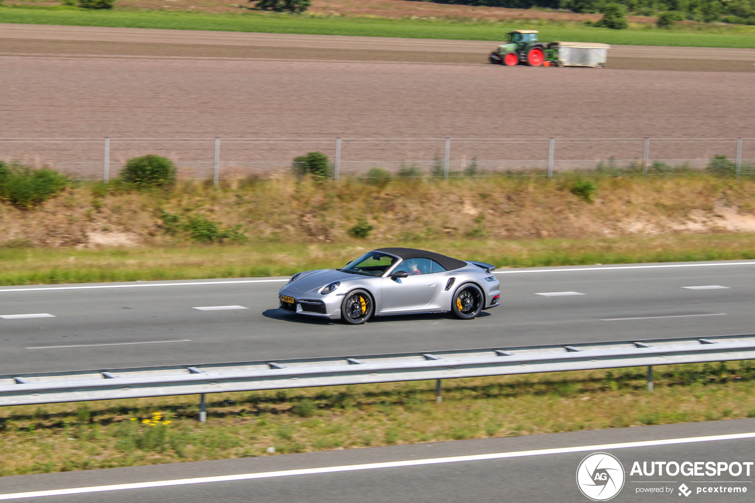 Porsche 992 Turbo S Cabriolet