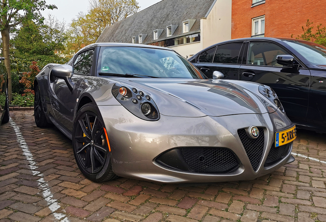 Alfa Romeo 4C Coupé