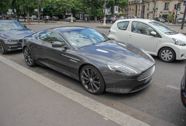 Aston Martin Virage 2011