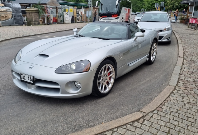 Dodge Viper SRT-10 Roadster 2003