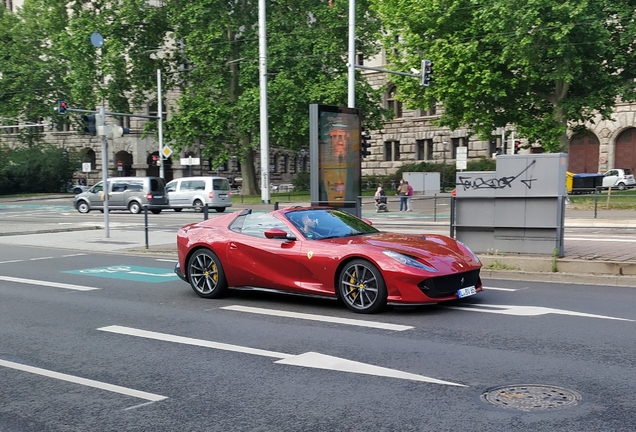 Ferrari 812 GTS